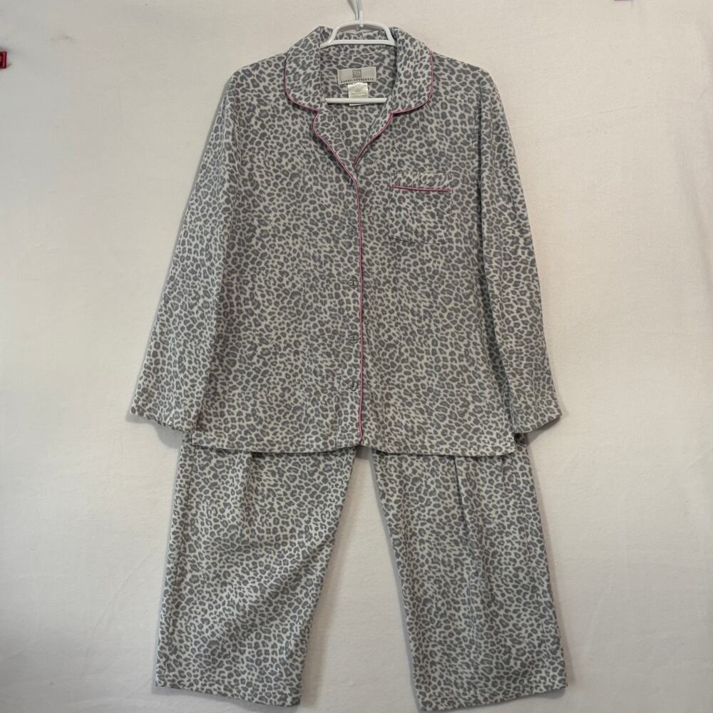 Karen Neuburger Women’s Fleece Pajama Set Gray White Cat Pattern Soft Warm